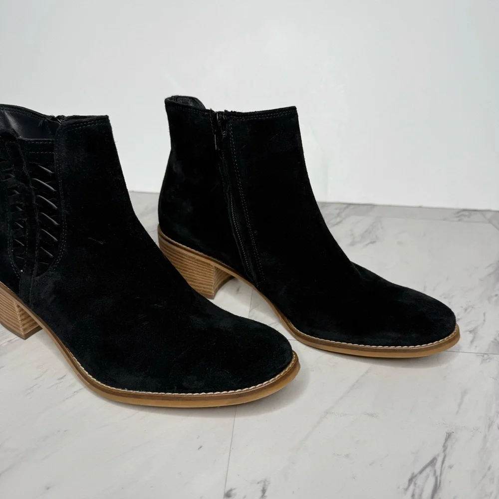 Paul Green Vienna Black Suede Stacked Heel Bootie 6 / 8.5